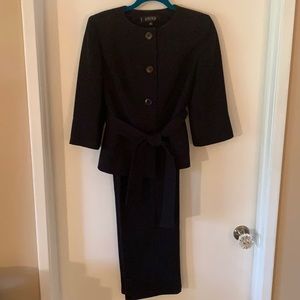 KASPER 2 Pc. Pantsuit!